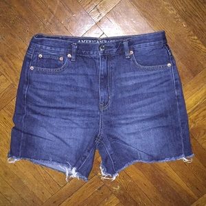 AE Mom Shorts